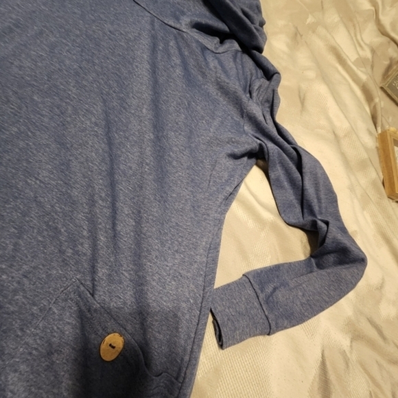 Cowl Neck Pocketed Sweater Sweatshirt Blue Trendy Unique Comfy XL NEVER WORN - Picture 7 of 9